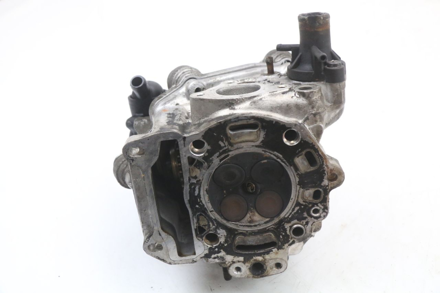 photo de CYLINDER HEAD PIAGGIO X8 125 (2004 - 2007)