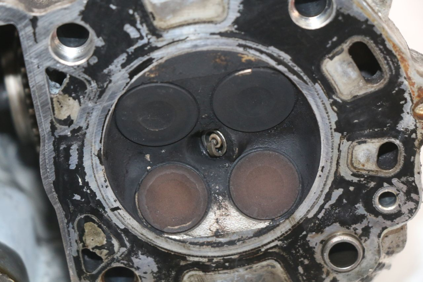 photo de CYLINDER HEAD PIAGGIO X8 125 (2004 - 2007)