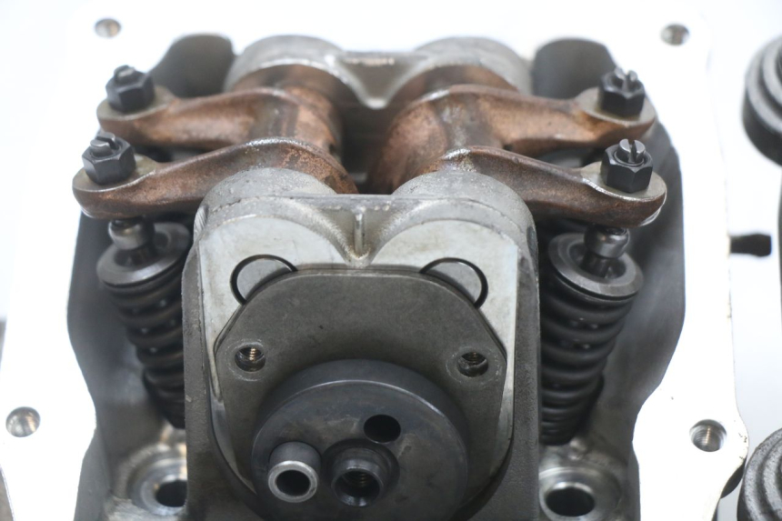 photo de CYLINDER HEAD PIAGGIO X8 125 (2004 - 2007)