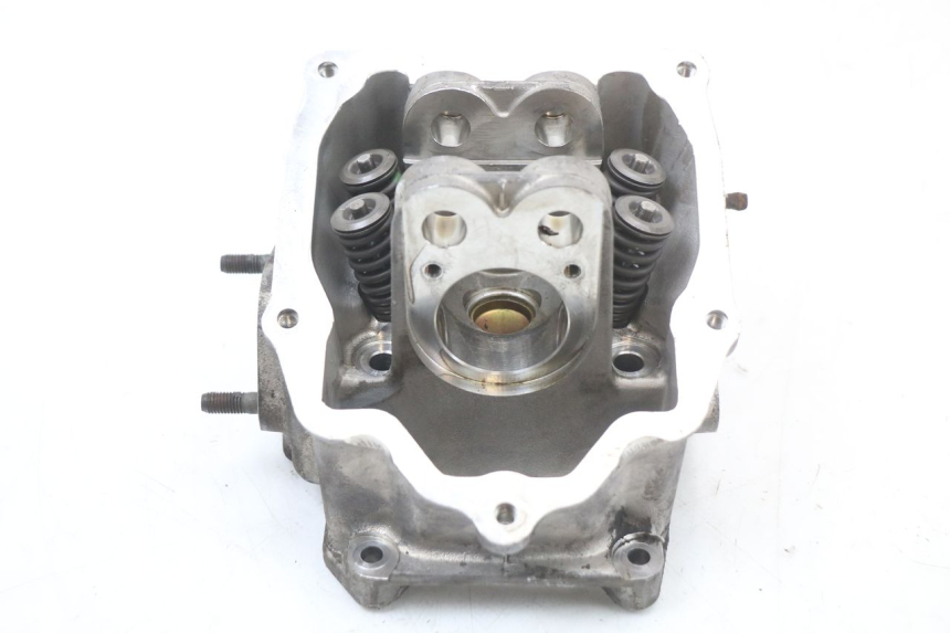 photo de CYLINDER HEAD PIAGGIO X8 125 (2004 - 2007)