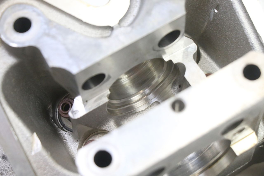photo de CYLINDER HEAD PEUGEOT SATELIS 125 (2013 - 2018)
