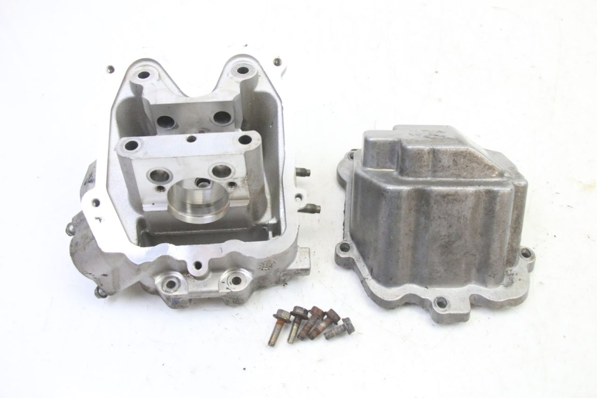 photo de CYLINDER HEAD PEUGEOT SATELIS 125 (2013 - 2018)