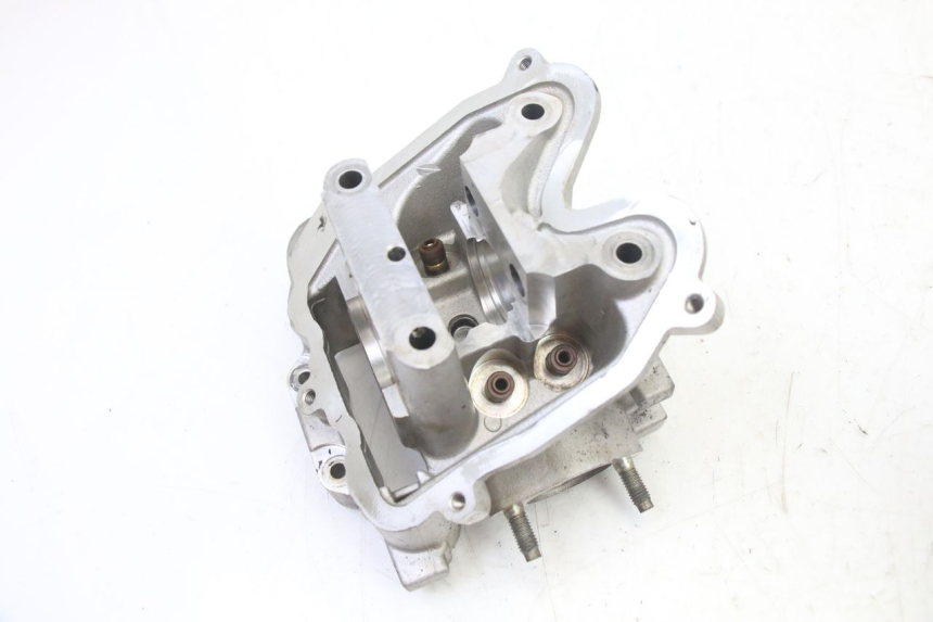 photo de CYLINDER HEAD PEUGEOT SATELIS 125 (2013 - 2018)
