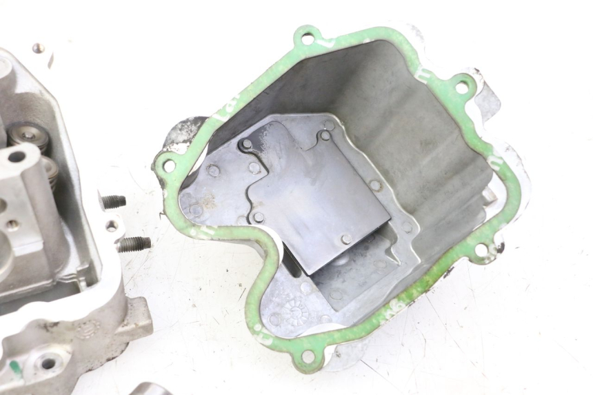 photo de CYLINDER HEAD PEUGEOT SATELIS 125 (2013 - 2018)