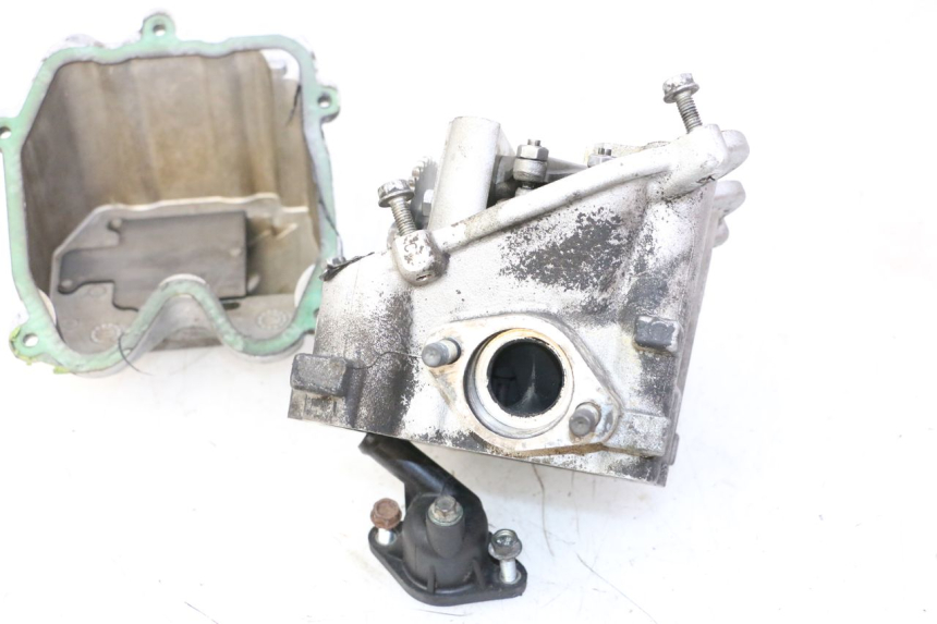 photo de CYLINDER HEAD PEUGEOT SATELIS 125 (2013 - 2018)