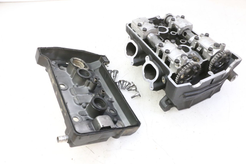 photo de CYLINDER HEAD YAMAHA TDM ABS 900 (2002 - 2014)