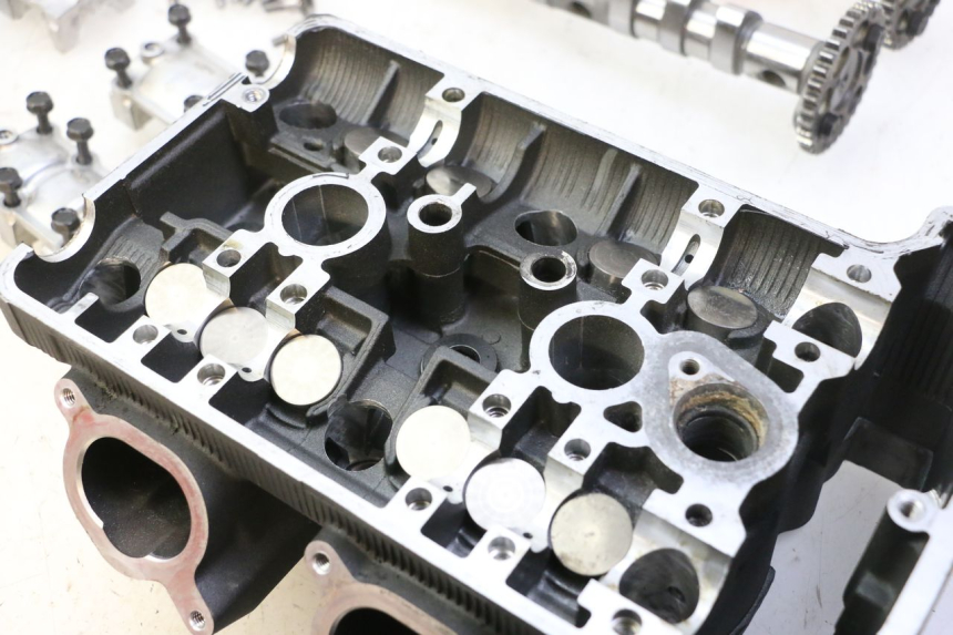 photo de CYLINDER HEAD YAMAHA TDM ABS 900 (2002 - 2014)