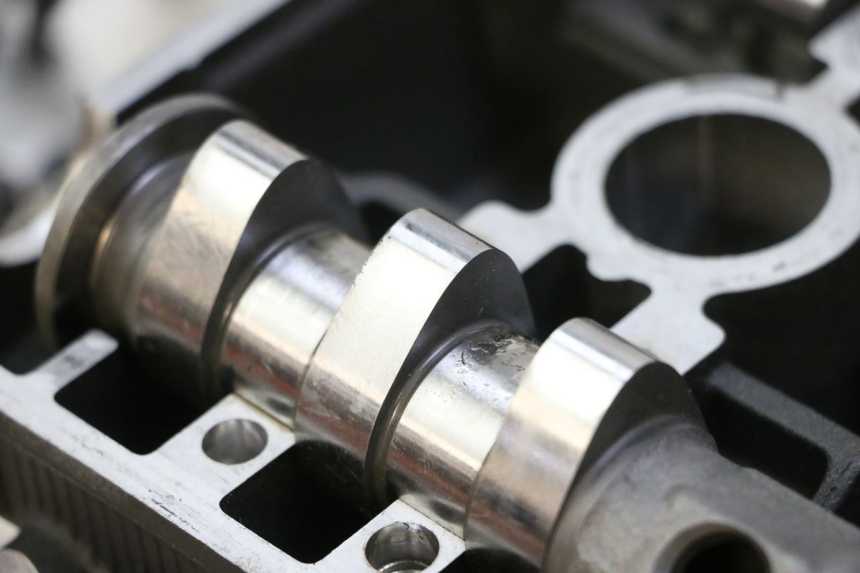 photo de CYLINDER HEAD YAMAHA TDM ABS 900 (2002 - 2014)