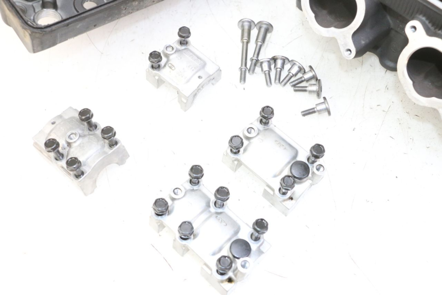 photo de CYLINDER HEAD YAMAHA TDM ABS 900 (2002 - 2014)