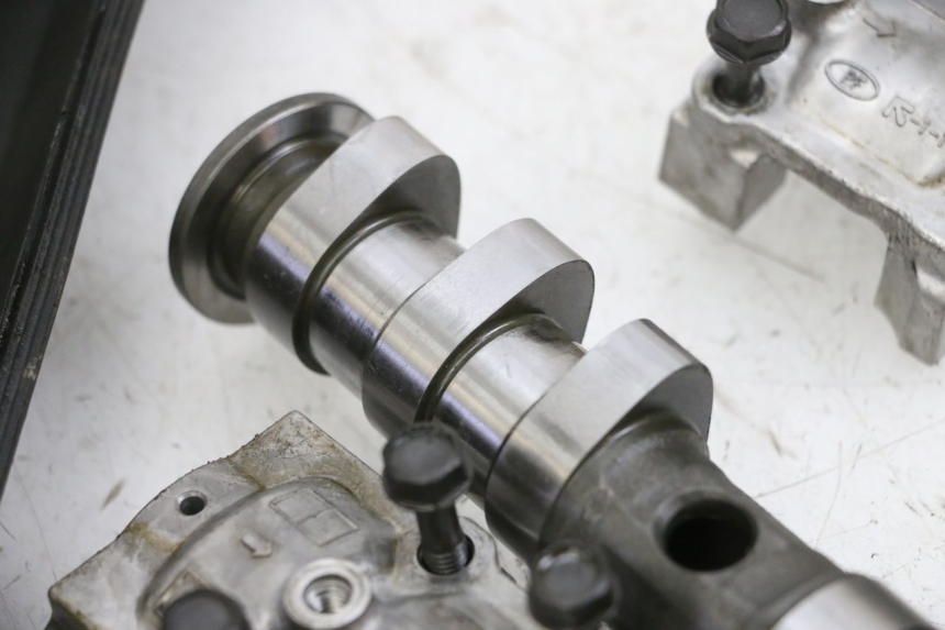 photo de CYLINDER HEAD YAMAHA TDM ABS 900 (2002 - 2014)