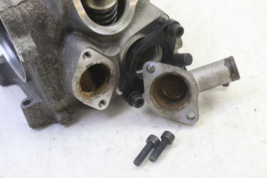 photo de CYLINDER HEAD YAMAHA X-MAX XMAX 250 (2006 - 2009)