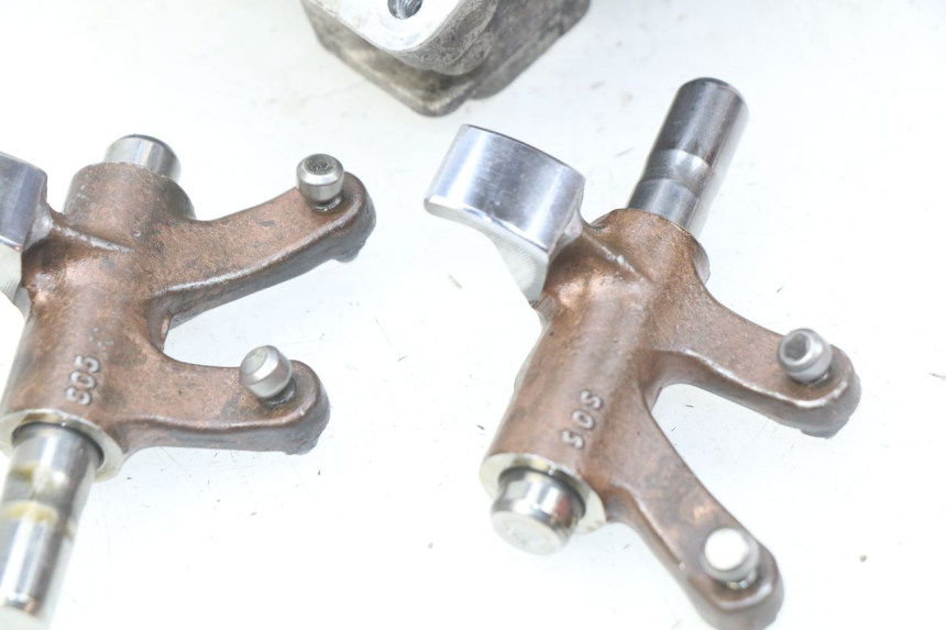 photo de CYLINDER HEAD PIAGGIO X8 400 (2006 - 2007)