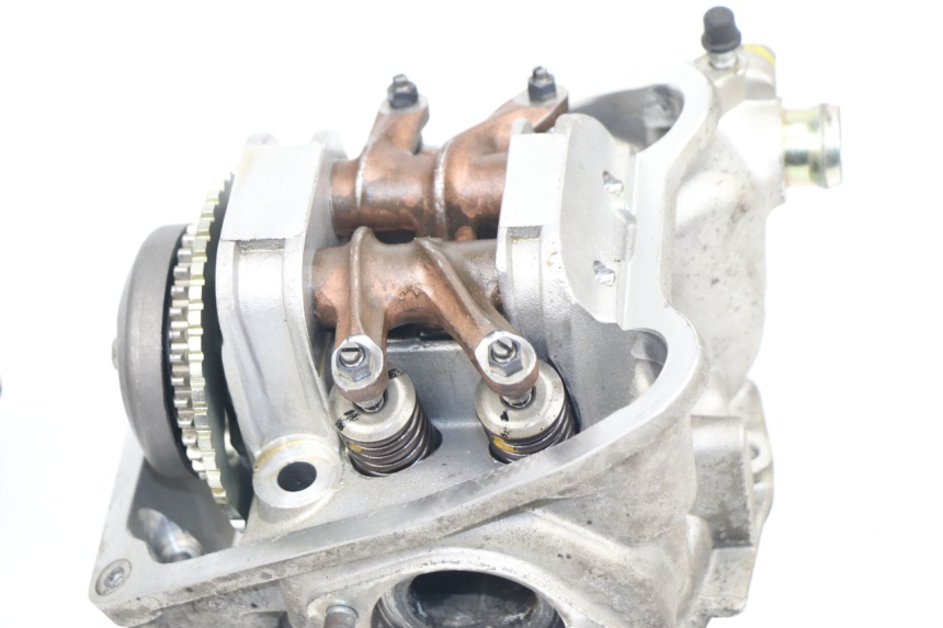 photo de CYLINDER HEAD PIAGGIO X8 400 (2006 - 2007)