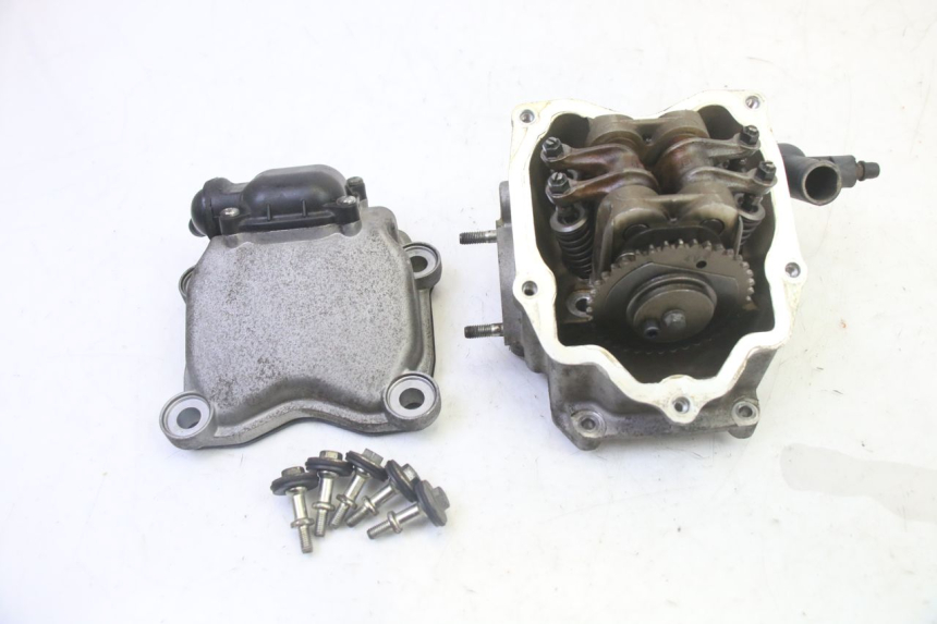 photo de CYLINDER HEAD PIAGGIO XEVO - X EVO 125 (2007 - 2016)