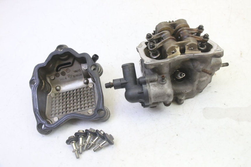 photo de CYLINDER HEAD PIAGGIO XEVO - X EVO 125 (2007 - 2016)