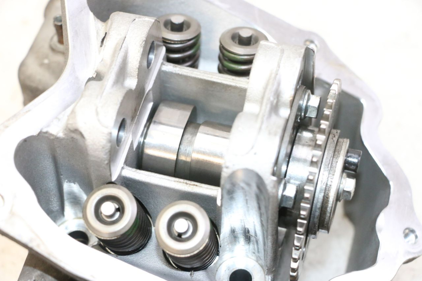 photo de CYLINDER HEAD PIAGGIO XEVO - X EVO 125 (2007 - 2016)