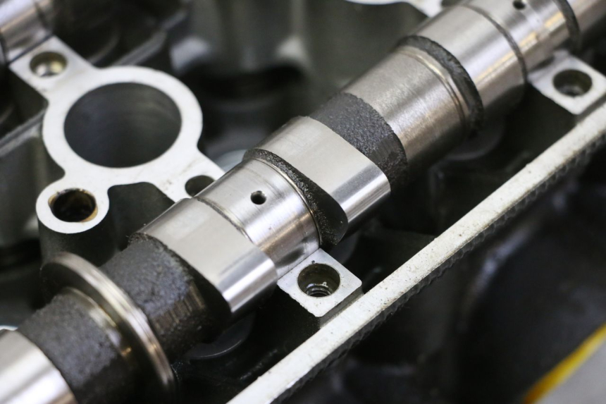 photo de CYLINDER HEAD YAMAHA XJ6 600 (2008 - 2016)