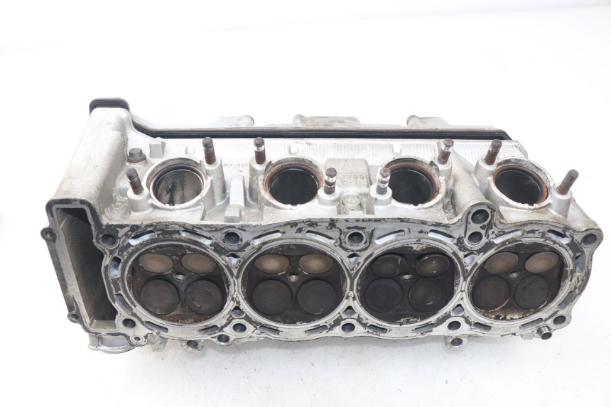 photo de CYLINDER HEAD YAMAHA FJR ABS 1300 (2006 - 2012)