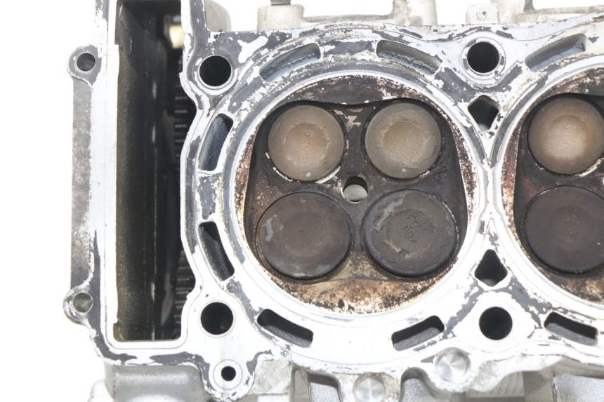 photo de CYLINDER HEAD YAMAHA FJR ABS 1300 (2006 - 2012)