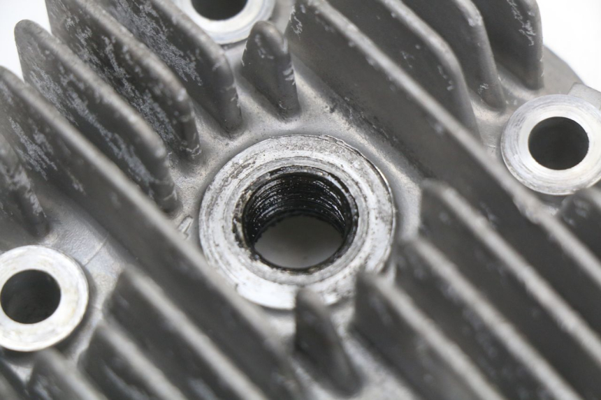 photo de CYLINDER HEAD YAMAHA YE ZEST 50 (1992 - 1998)