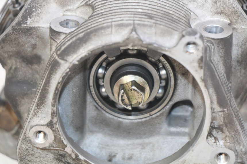 photo de CYLINDER HEAD YAMAHA YP MAJESTY 125 (1998 - 2001)