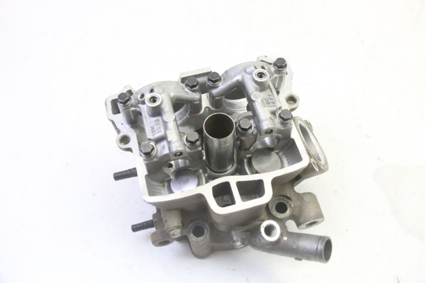 photo de CYLINDER HEAD YAMAHA YZ-F YZF 250 (2014 - 2018)