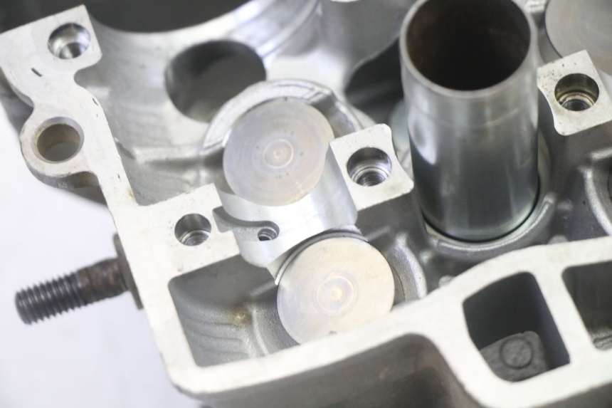 photo de CYLINDER HEAD YAMAHA YZ-F YZF 250 (2014 - 2018)