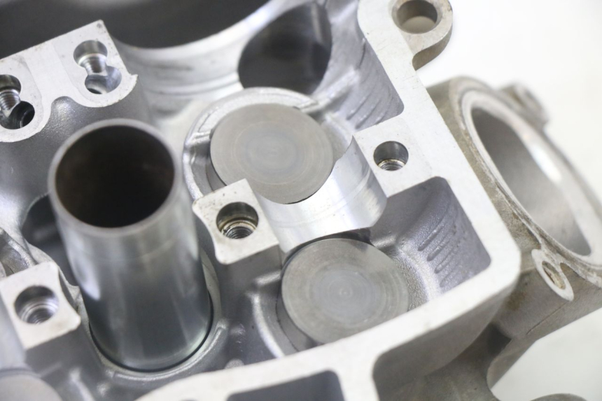 photo de CYLINDER HEAD YAMAHA YZ-F YZF 250 (2014 - 2018)