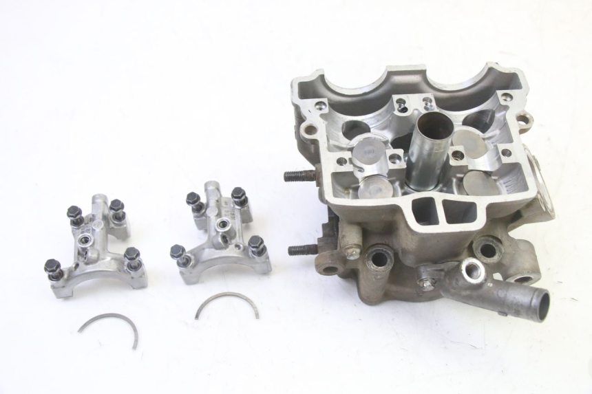 photo de CYLINDER HEAD YAMAHA YZ-F YZF 250 (2014 - 2018)
