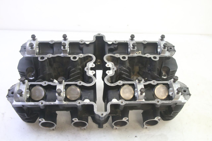 photo de CYLINDER HEAD KAWASAKI ZR 7 750 (1999 - 2001) - Zoom on usage condition