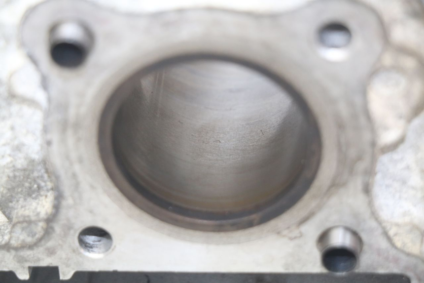 photo de CYLINDER PISTON BAOTIAN BT 50 QT-12 50 (2007 - 2009)