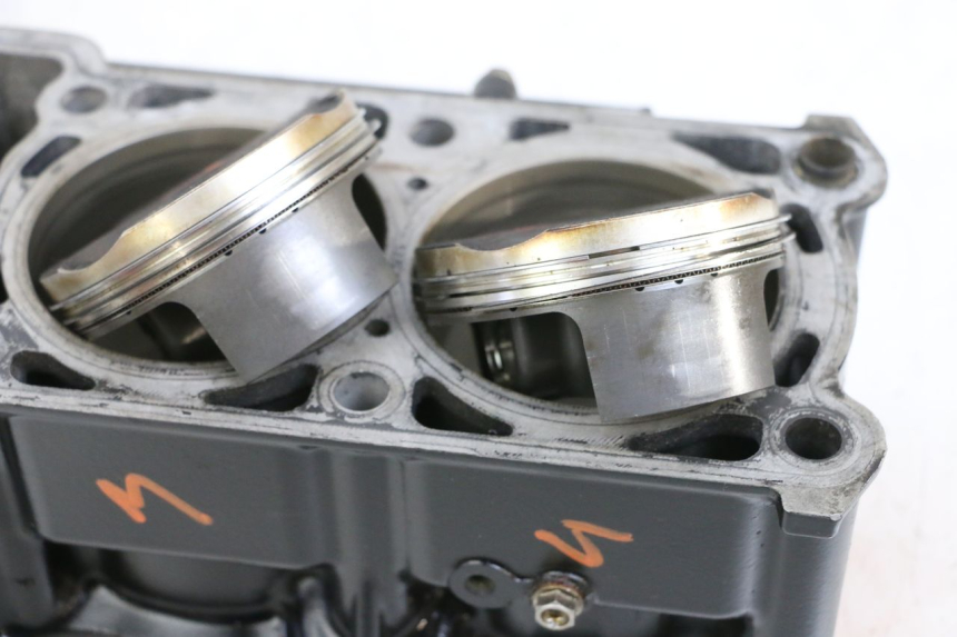 photo de CYLINDER BARREL PISTON MV AGUSTA BRUTALE R WALLY 910 (2008 - 2008) - Technical close-up