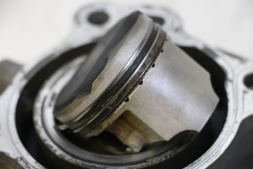 photo de CYLINDER PISTON SUZUKI BURGMAN 125 (2007 - 2014)