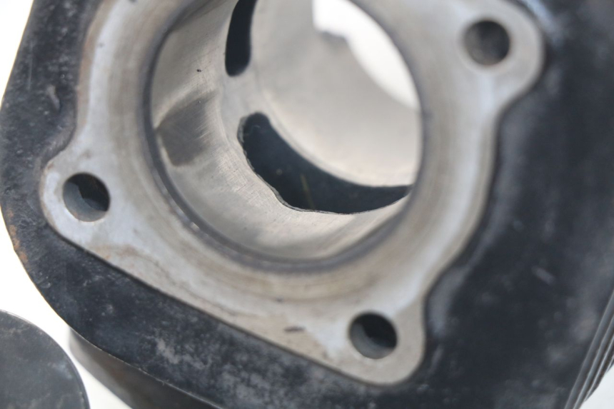 photo de CYLINDER PISTON YAMAHA BW'S 50 (1999 - 2003) - Surface and material condition