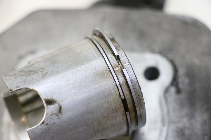 photo de CYLINDER PISTON PEUGEOT ELYSTAR 50 (2002 - 2014)