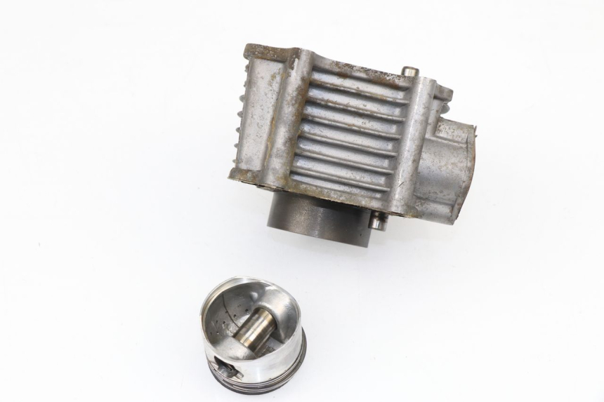 photo de CYLINDER BARREL PISTON REVATTO FUTURA GT 125 (2006 - 2008)
