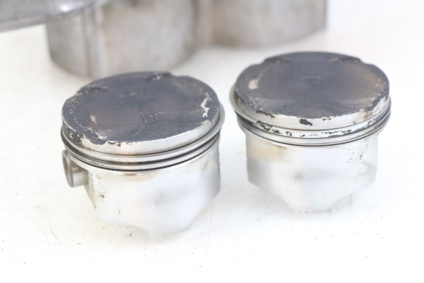 photo de CYLINDER PISTON HONDA FJS SILVERWING SILVER WING 400 (2009 - 2016)