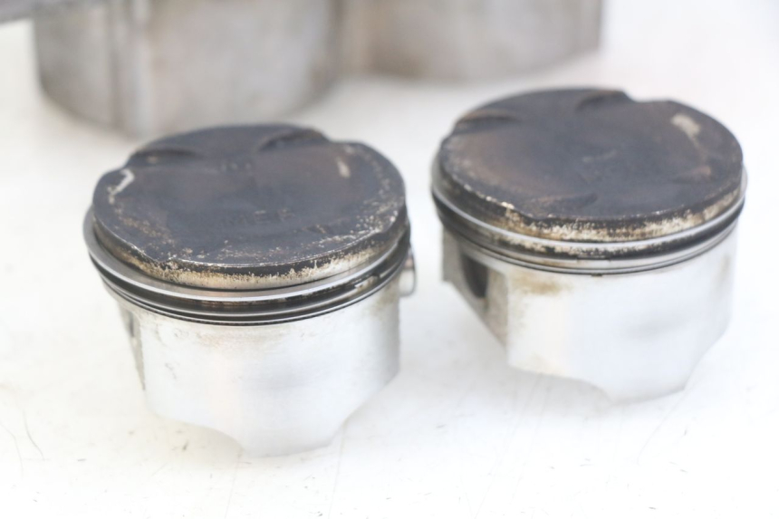 photo de CYLINDER PISTON HONDA FJS SILVERWING SILVER WING 400 (2009 - 2016)