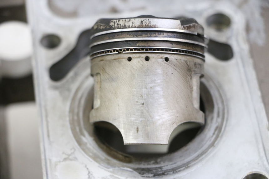 photo de CYLINDER BARREL PISTON HYOSUNG GTR 125 (2006 - 2008)