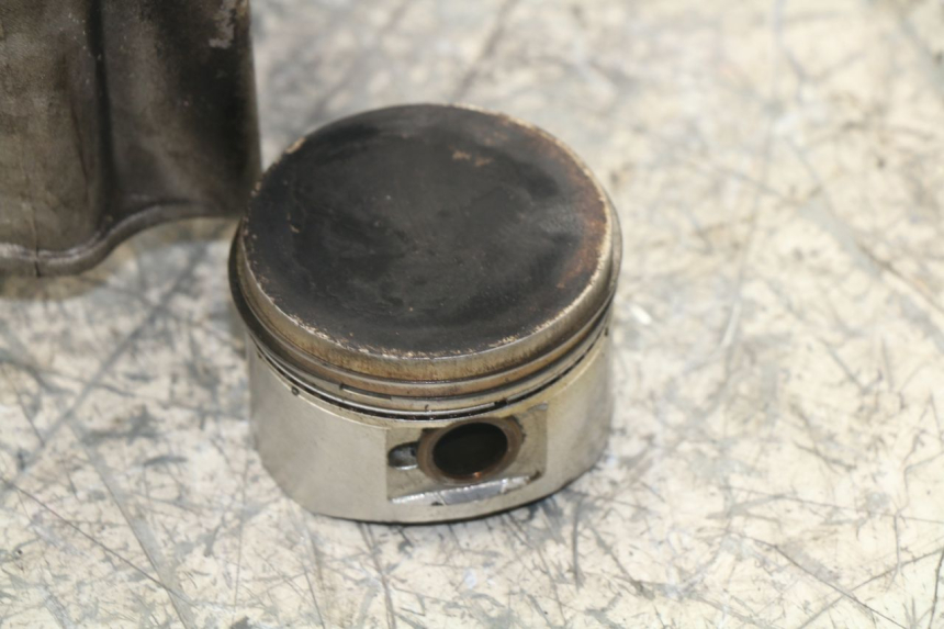 photo de CYLINDER PISTON JONWAY AZTRAL 125 (2008 - 2017)