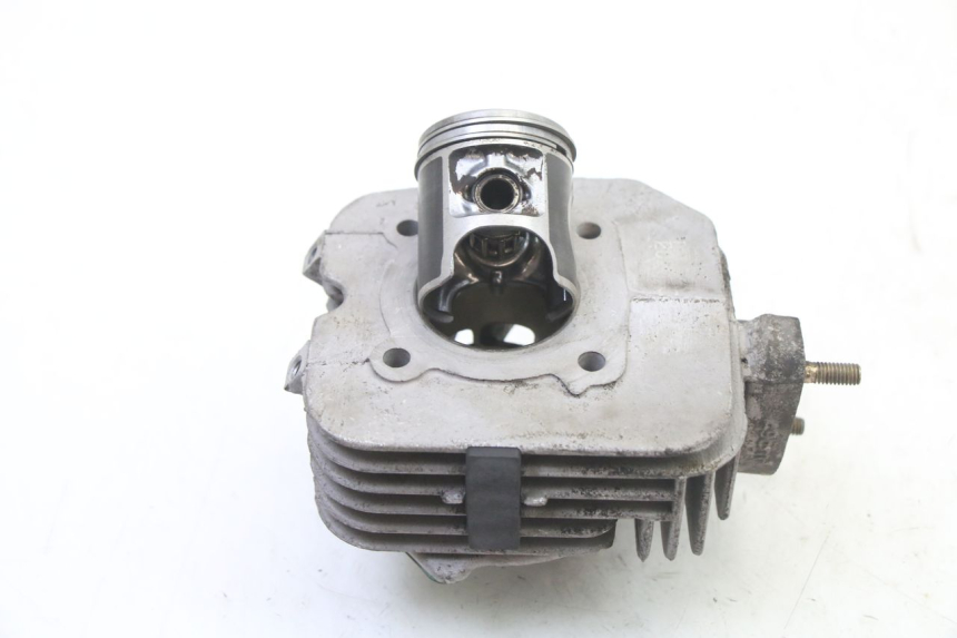 photo de CYLINDER BARREL PISTON PEUGEOT KISBEE 2T 50 (2018 - 2022)
