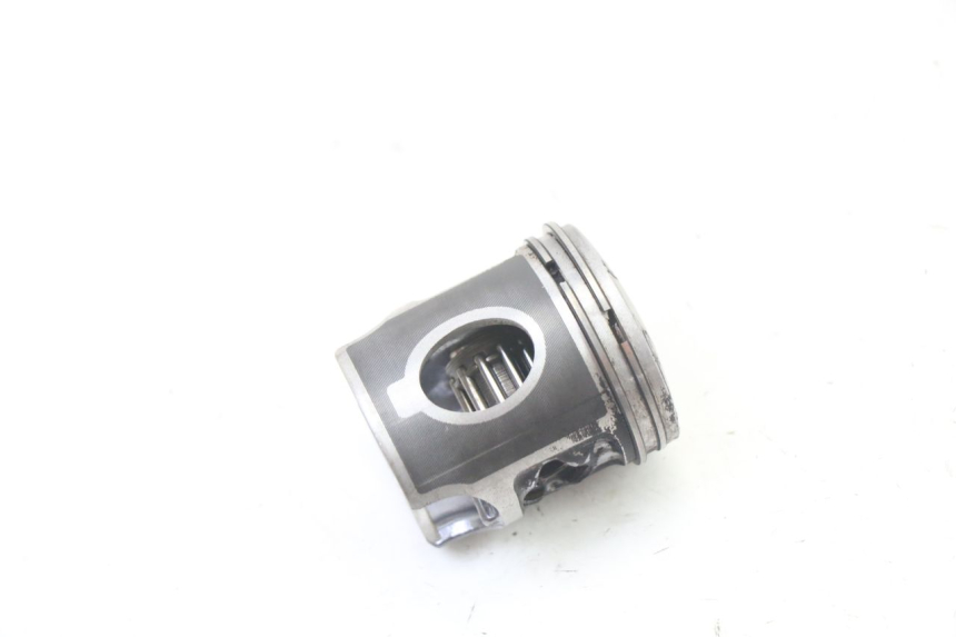 photo de CYLINDER BARREL PISTON PEUGEOT KISBEE 2T 50 (2018 - 2022)