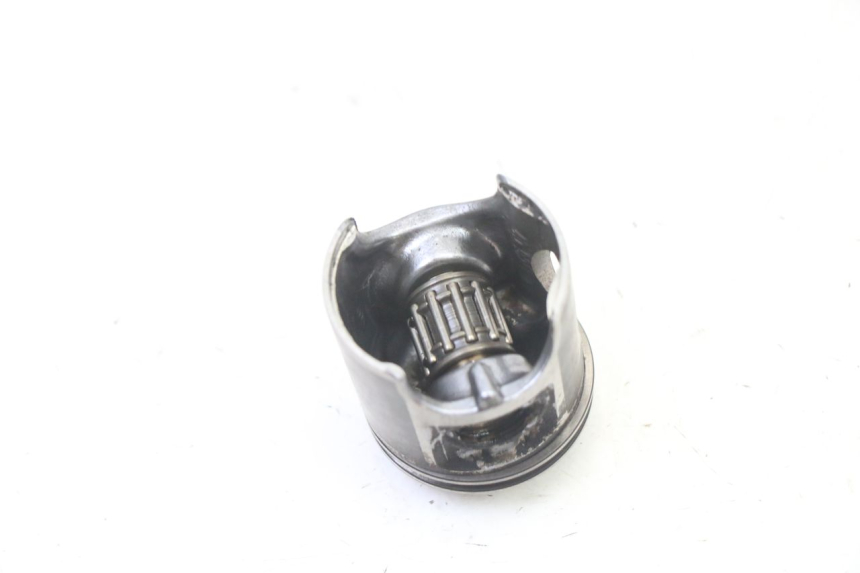photo de CYLINDER BARREL PISTON PEUGEOT KISBEE 2T 50 (2018 - 2022)