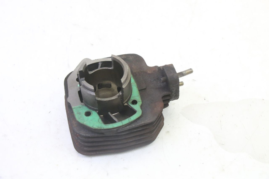 photo de CYLINDER BARREL PISTON PEUGEOT KISBEE 2T 50 (2010 - 2017)