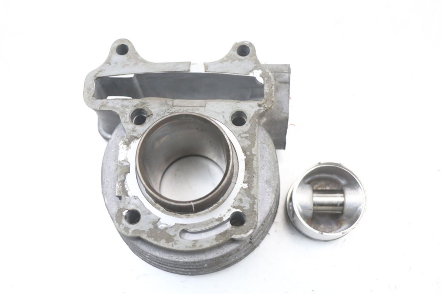 photo de CYLINDER PISTON KYMCO AGILITY 4T 50 (2005 - 2018)