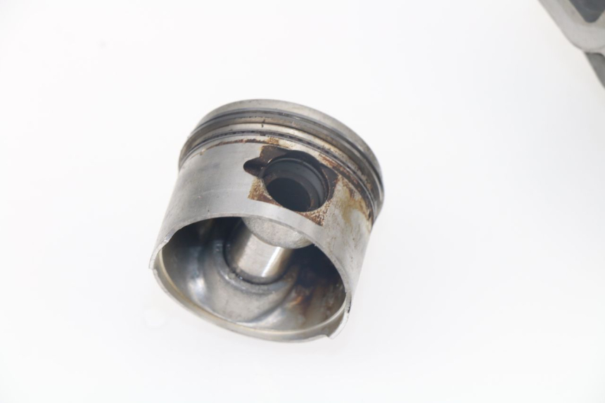 photo de CYLINDER BARREL PISTON KYMCO LIKE 4T 50 (2009 - 2018)