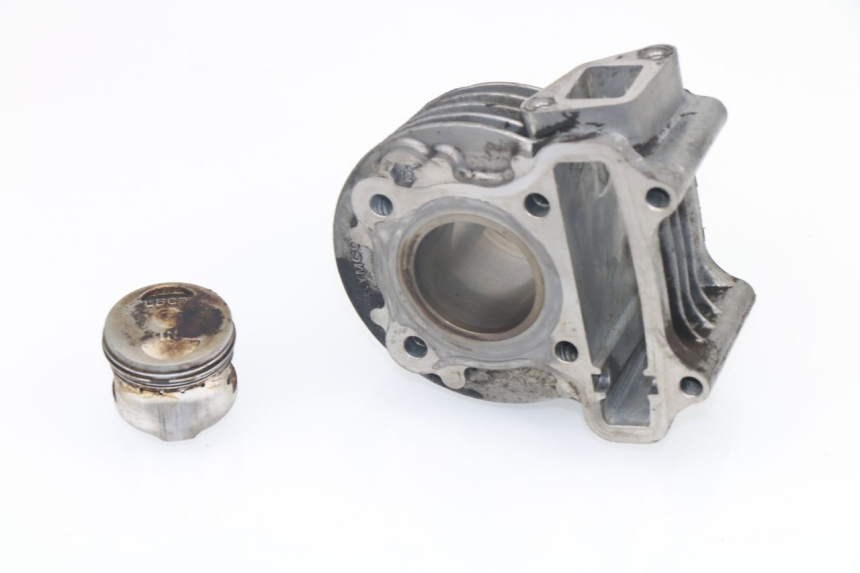 photo de CYLINDER BARREL PISTON KYMCO LIKE 4T 50 (2009 - 2018)
