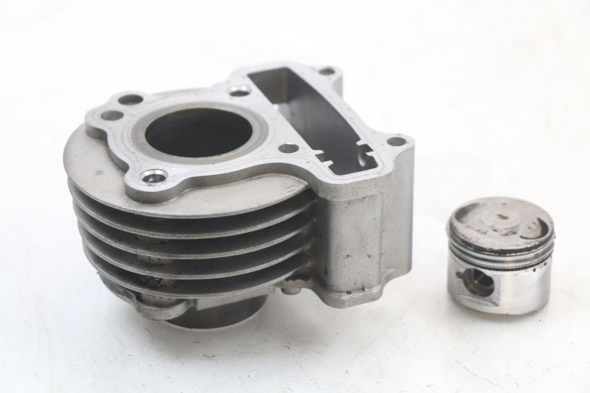 photo de CYLINDER BARREL PISTON LONGJIA DIGITA 4T 50 (2019 - 2022)