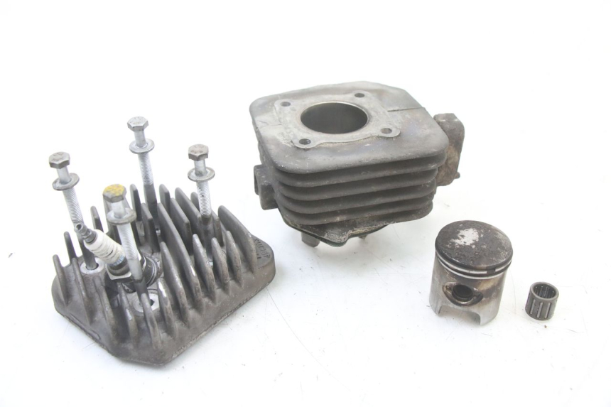 photo de CYLINDER BARREL PISTON PEUGEOT LUDIX ONE 50 (2005 - 2008)