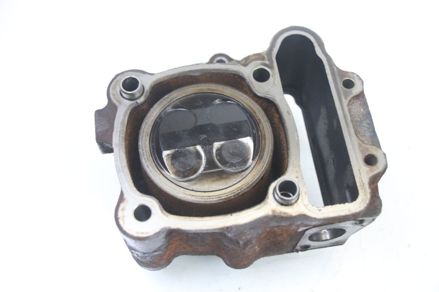 photo de CYLINDER BARREL PISTON PEUGEOT SATELIS 125 (2013 - 2018)